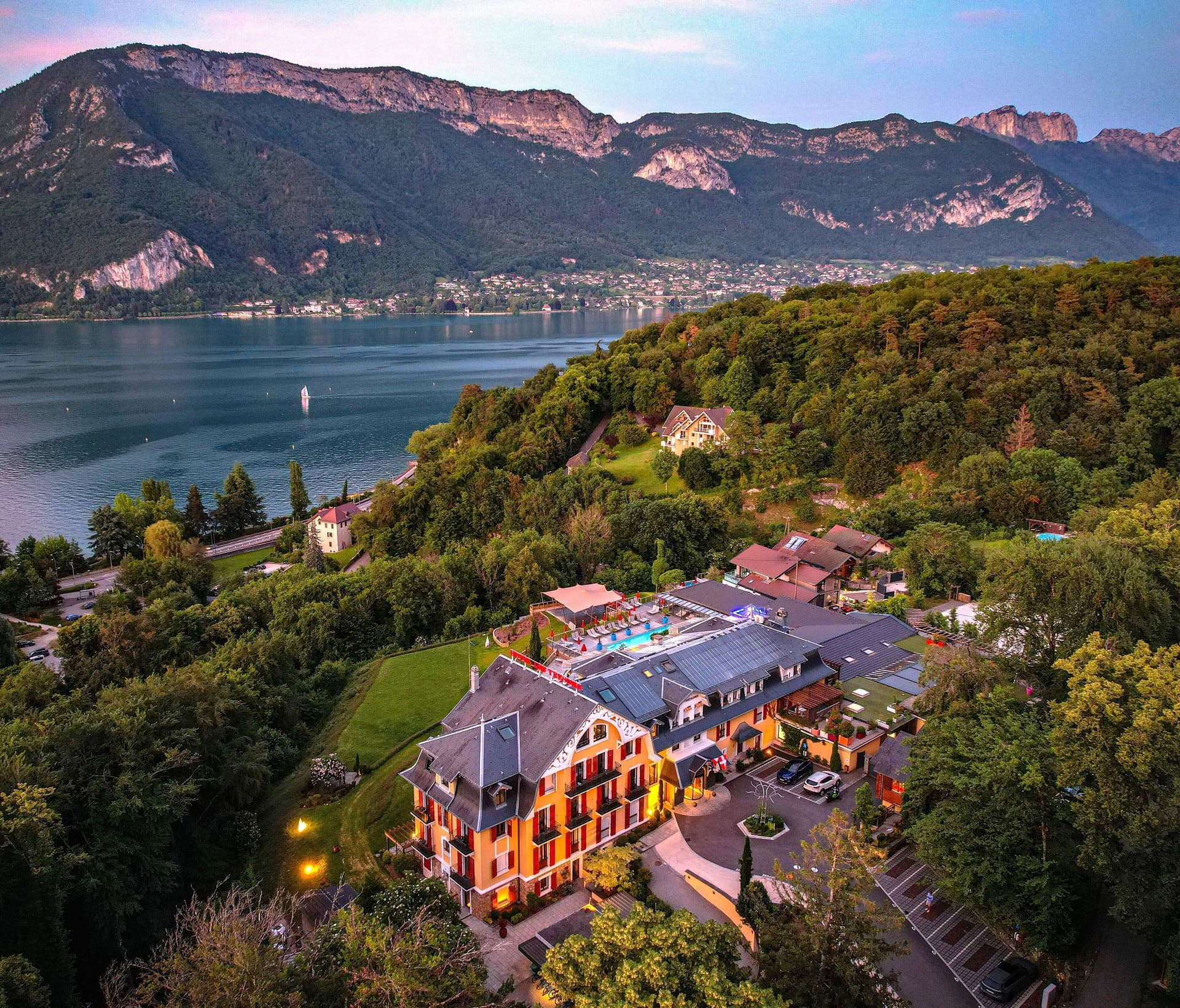 Les Trésoms Lake & Spa Resort — photo 3