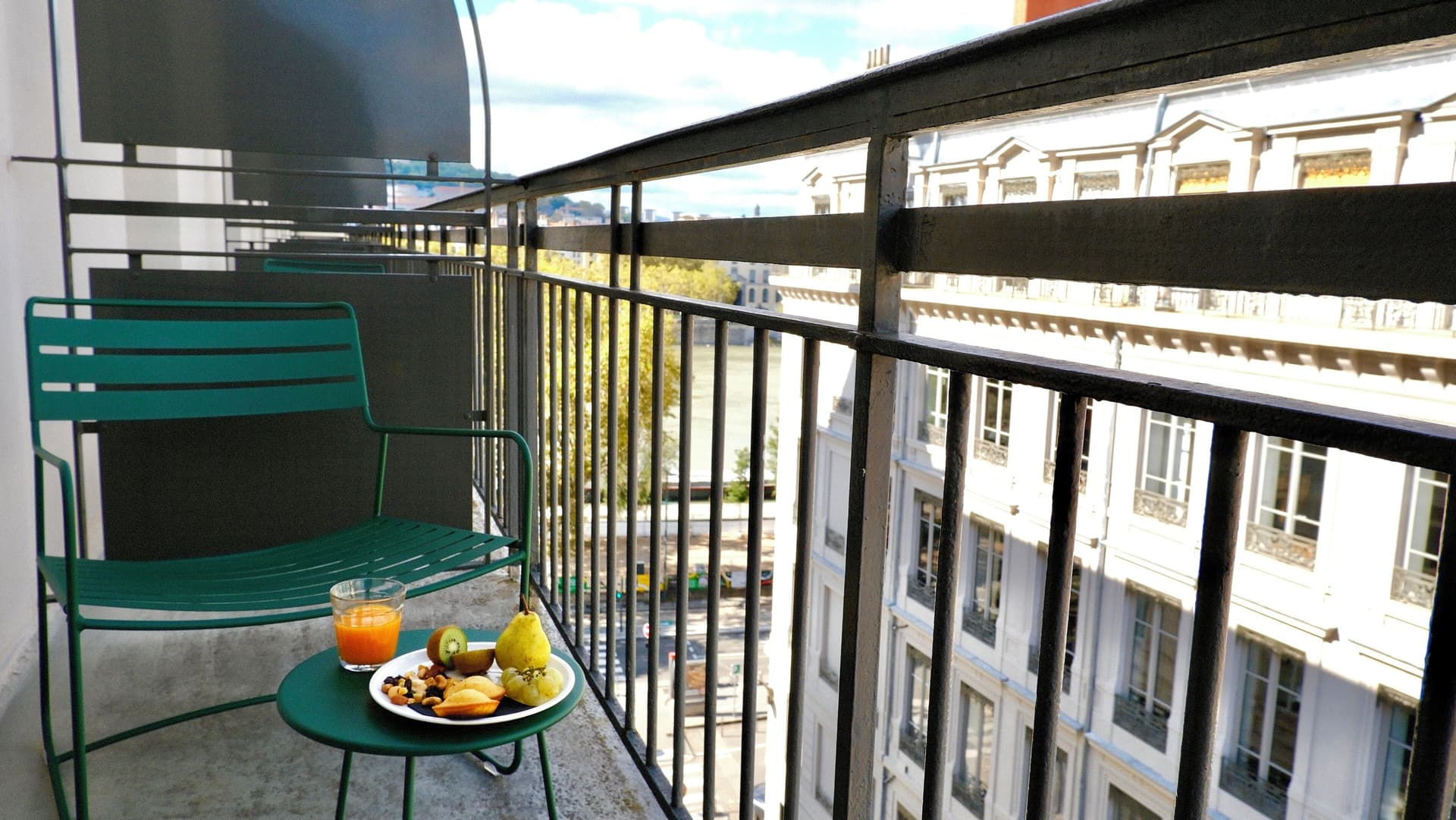 Okko Hotels Lyon Pont Lafayette — photo 2
